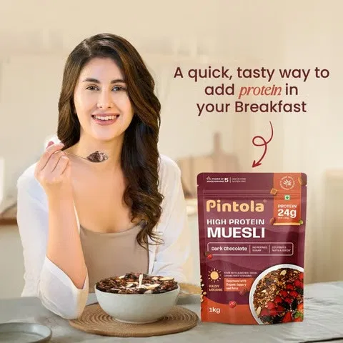 Pintola High Protein Muesli With Dark Chocolate and Cranberry 24g Protein, No Refined Sugar